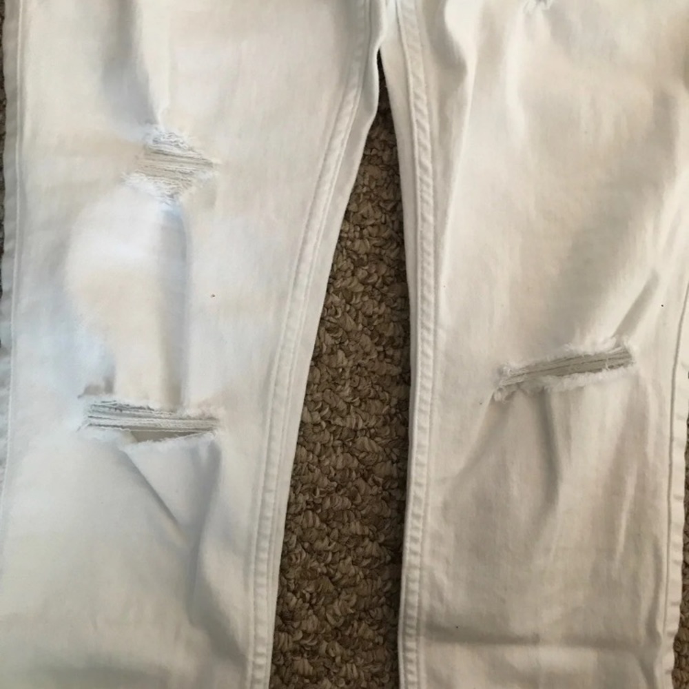 White High Rise Ripped Jeans - Picture 3 of 4